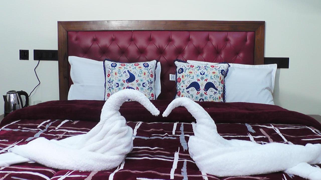 Hotel Jakhu Heights Shimla Luaran gambar
