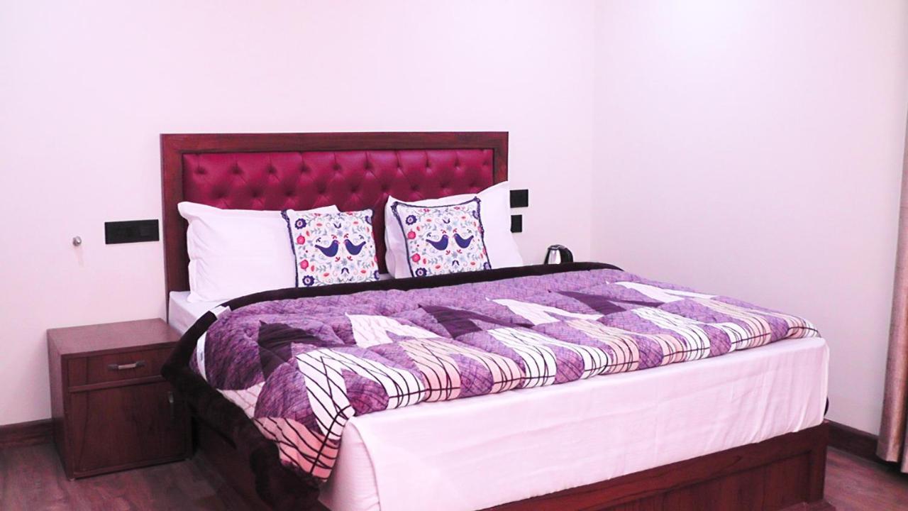 Hotel Jakhu Heights Shimla Luaran gambar