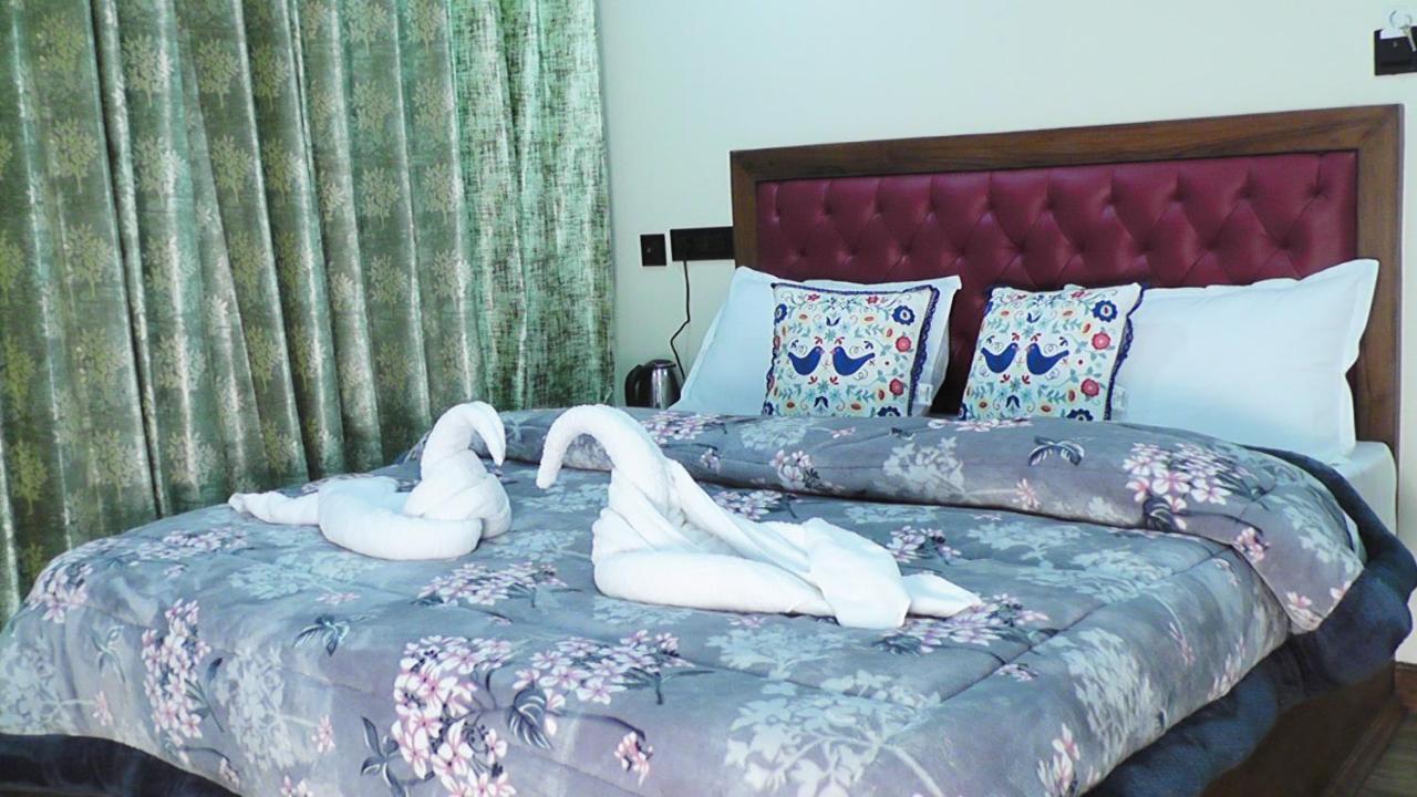 Hotel Jakhu Heights Shimla Luaran gambar